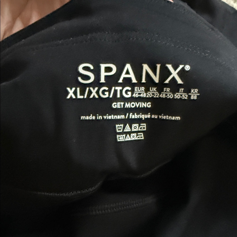 SPANX Get Moving Black Leggings